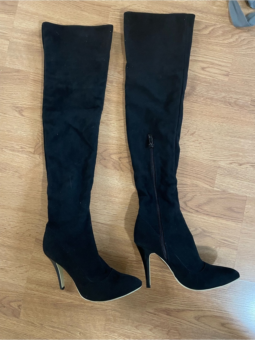 Shoe n Tale Black Suede Over-The-Knee Stiletto Boots